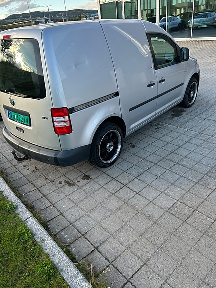 Volkswagen Caddy 6 of 19