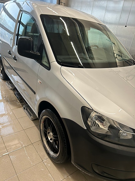 Volkswagen Caddy 16 of 19