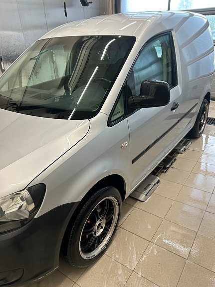 Volkswagen Caddy 17 of 19