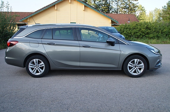 Opel Astra 6 of 30