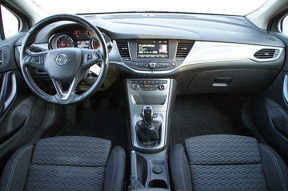 Opel Astra 23 of 30