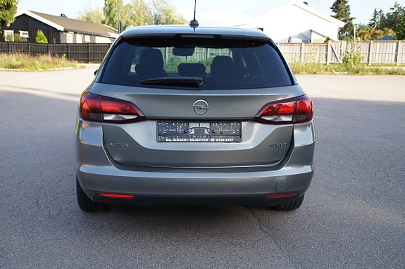 Opel Astra 4 of 30