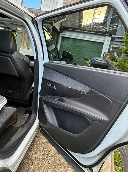 Peugeot 5008 6 of 30