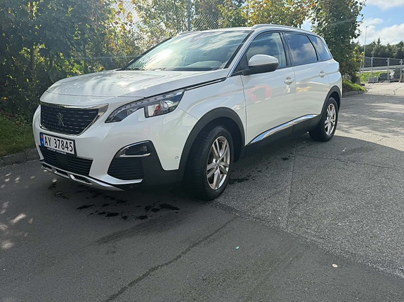 Peugeot 5008 25 of 30