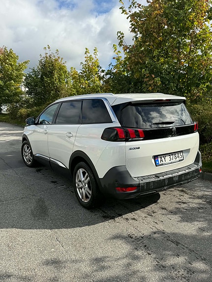 Peugeot 5008 29 of 30