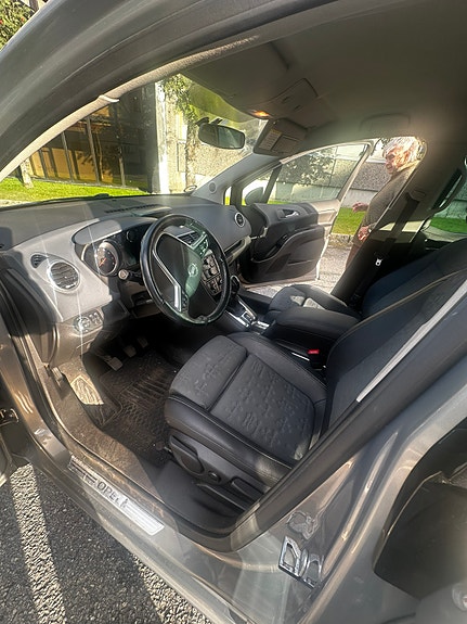 Opel Meriva 8 of 14