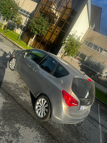 Opel Meriva 2 of 14