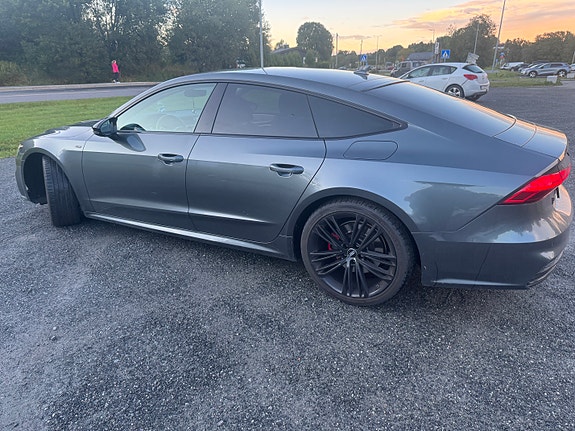 Audi A7 4 of 30