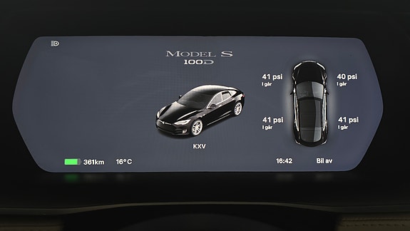 Tesla Model S 9 of 30