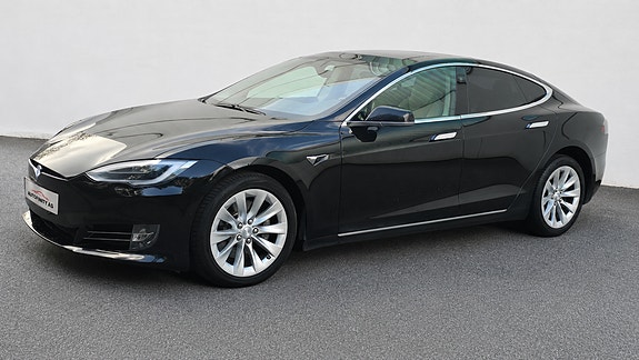 Tesla Model S 5 of 30