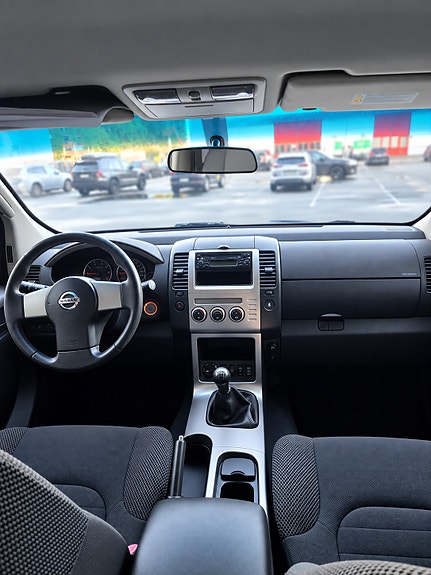 Nissan Pathfinder 15 of 19