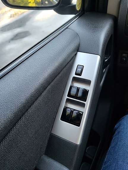 Nissan Pathfinder 9 of 19