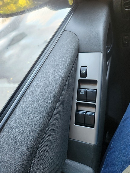 Nissan Pathfinder 11 of 19