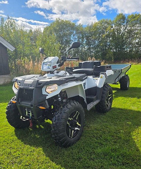 Polaris Sportsman X2 570 4 of 10