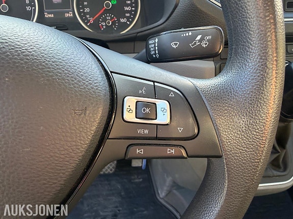 Volkswagen Crafter 23 of 30