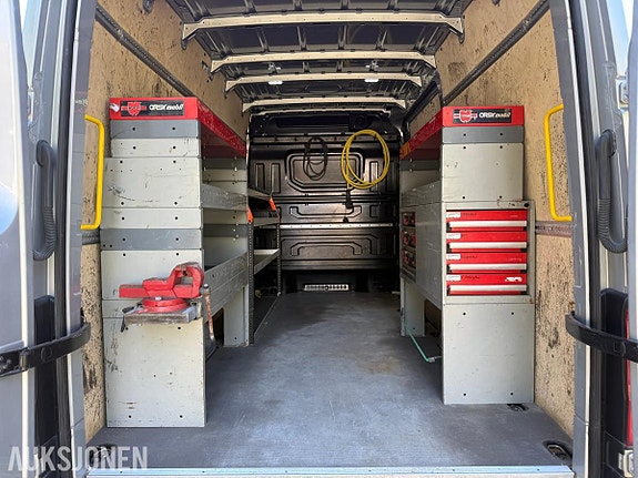 Volkswagen Crafter 15 of 30