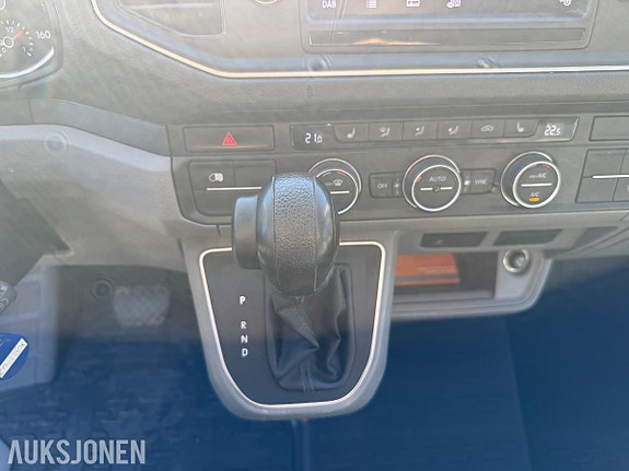 Volkswagen Crafter 25 of 30