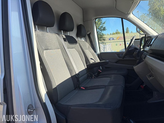 Volkswagen Crafter 30 of 30
