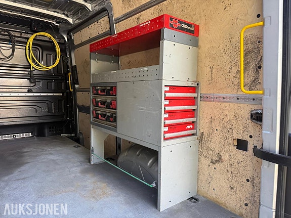 Volkswagen Crafter 17 of 30