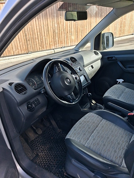 Volkswagen Caddy 4 of 11