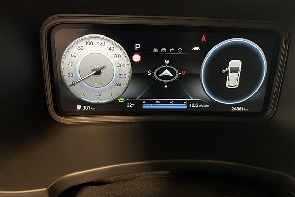 Hyundai Kona 10 of 27
