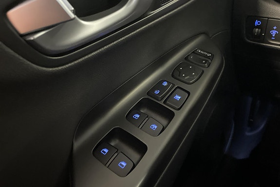 Hyundai Kona 17 of 27
