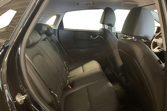 Hyundai Kona 22 of 27