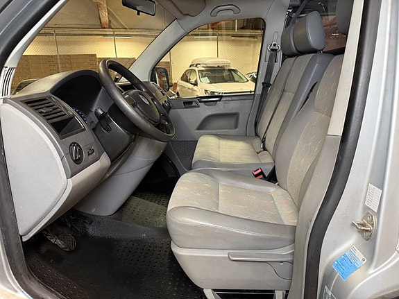 Volkswagen Transporter 30 of 30