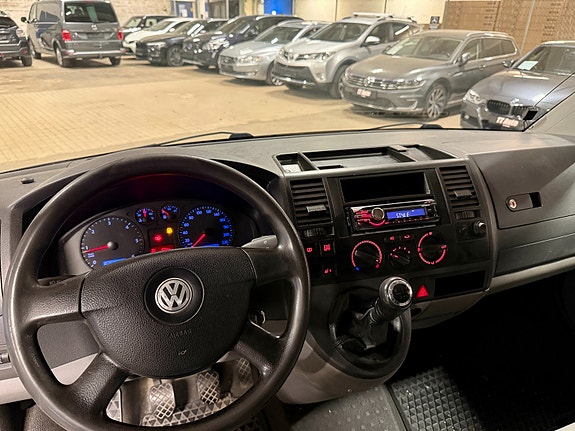 Volkswagen Transporter 21 of 30