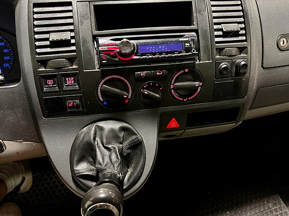Volkswagen Transporter 19 of 30