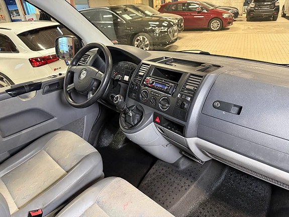 Volkswagen Transporter 27 of 30