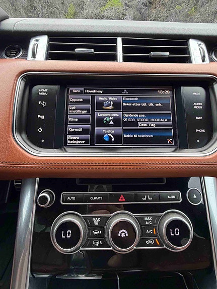 Land Rover Range Rover Sport 26 of 30