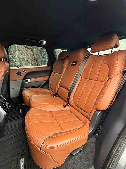 Land Rover Range Rover Sport 23 of 30