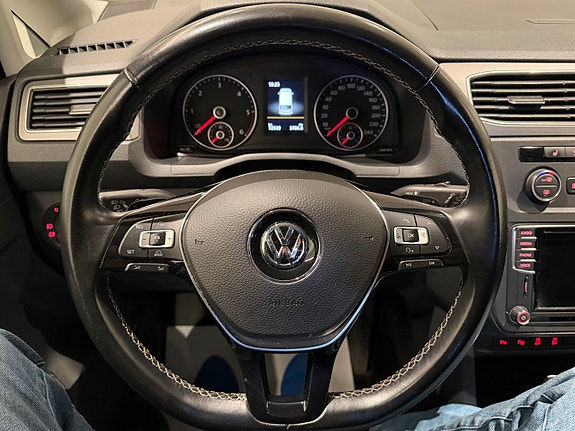 Volkswagen Caddy 17 of 30