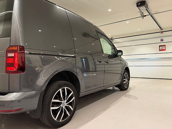 Volkswagen Caddy 11 of 30