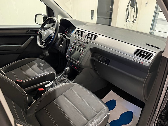 Volkswagen Caddy 22 of 30