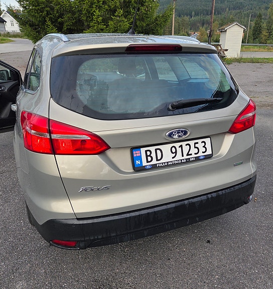 Ford Focus 3 of 7