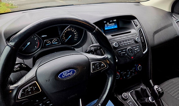 Ford Focus 5 of 7