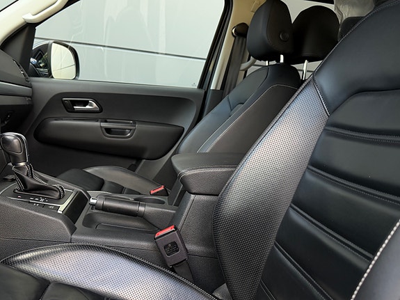 Volkswagen Amarok 16 of 29