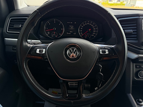 Volkswagen Amarok 22 of 29