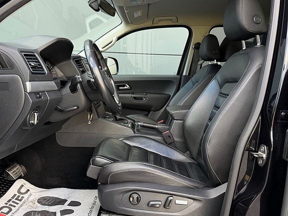 Volkswagen Amarok 13 of 29