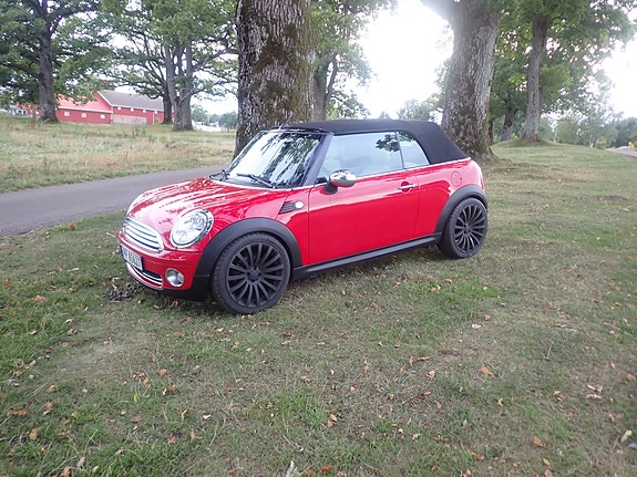 MINI Cooper 11 of 30