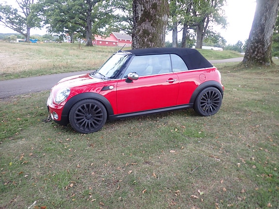 MINI Cooper 13 of 30