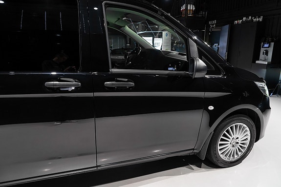 Mercedes-Benz Vito 119 10 of 30