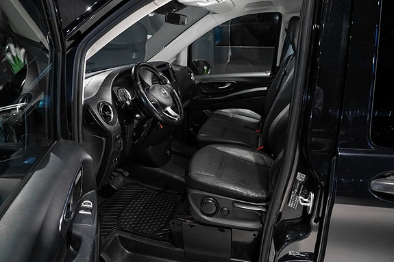 Mercedes-Benz Vito 119 18 of 30