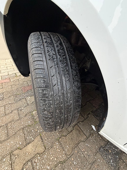 Volkswagen Caddy 13 of 14
