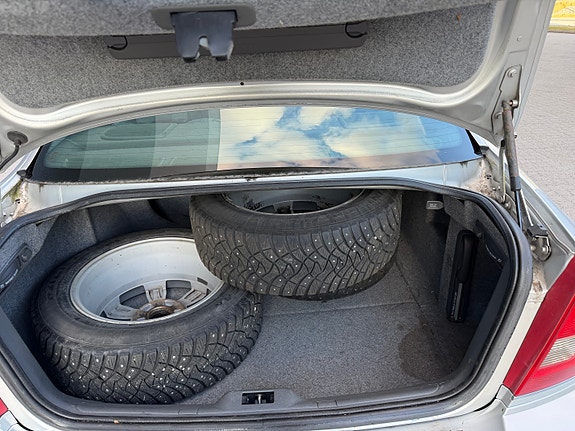 Volvo S80 16 of 27