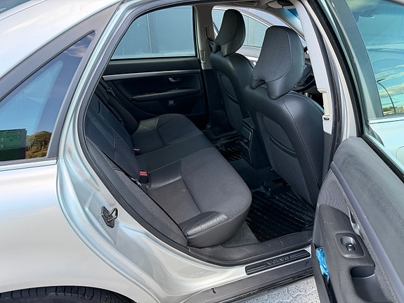 Volvo S80 17 of 27