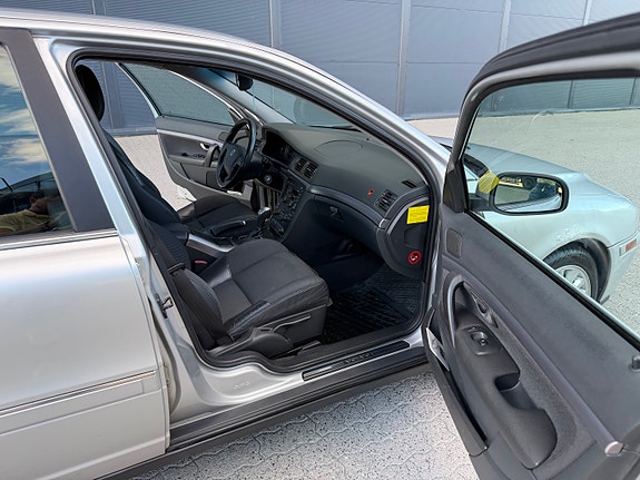 Volvo S80 18 of 27