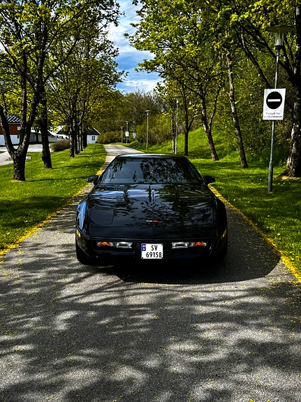 Chevrolet Corvette 5 of 20